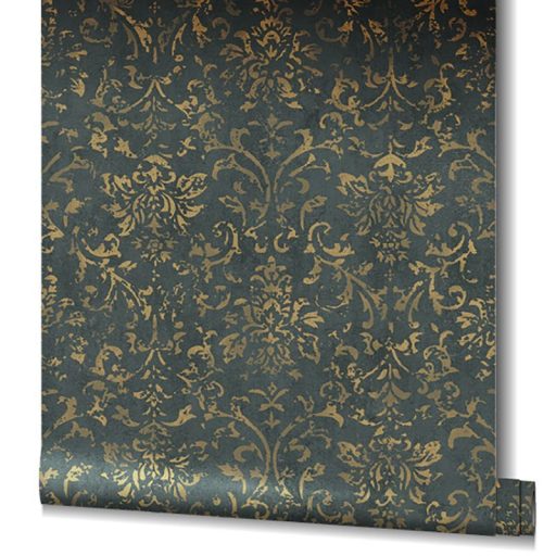 Vintage damaszt barokk minta kopottas beton háttéren antracit és arany tónus fénylő mintarajzolat tapéta