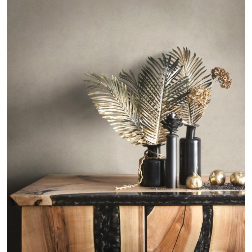 Monokróm beton shabby megjelenésű minta szürkésbézs tónus fémes mintarészletek tapéta