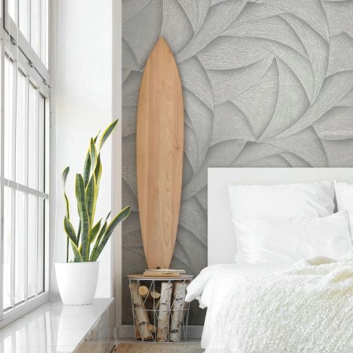 Skandináv természeti minta - nagyméretű levélre emlékeztető formák finom szürke ezüst és gyöngyház tónus fémes hatás tapéta