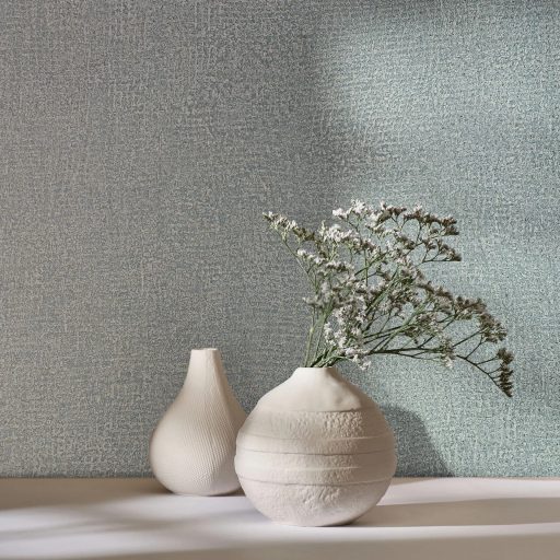 Finom szemcsés felületű egyszínű texturált minta kék szürkéskék és arany tónus finom mintafény tapéta