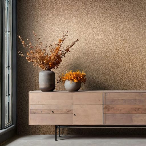 Barokk ihletésű indák és kacsos levelek - mint a brokát - dombornyomású mintája bronzos-barna és arany tónus finom fény tapéta