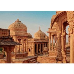   Lenyűgöző hindu templom a lenyugvó nap fantasztikus fényében barna kék és szines falpanel