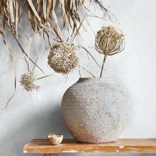 Kifinomult beton/vakolat minimál mintázat a luxus textúrák határán fehér tónus tapéta