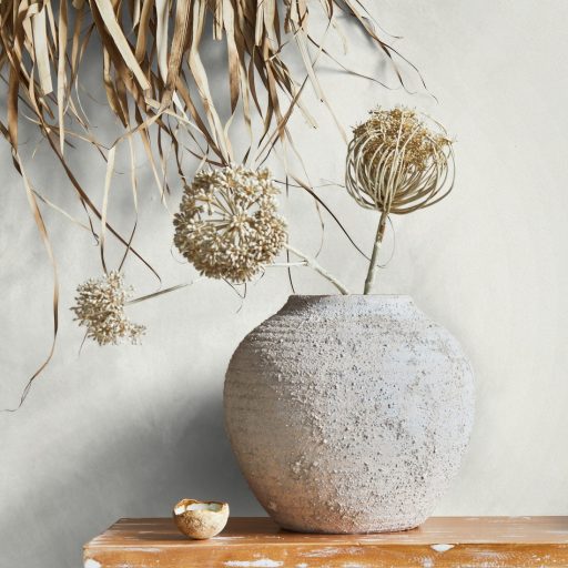 Kifinomult beton/vakolat minimál mintázat a luxus textúrák határán ecru/világos homokbézs tónus tapéta