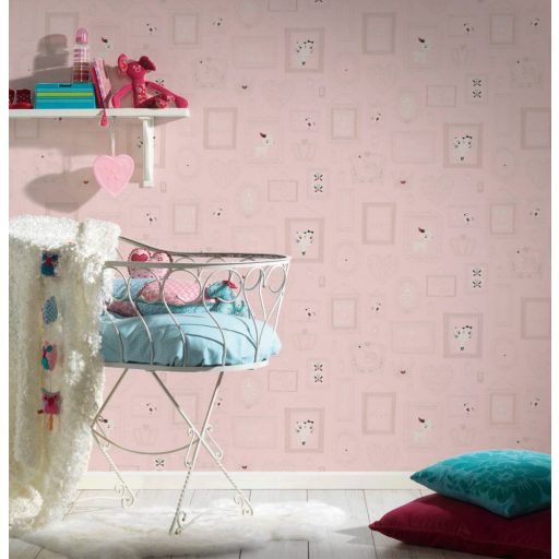Gyerekszobai motívumok képkeretben rózsaszín fehér piros fekete csillogó részletek tapéta