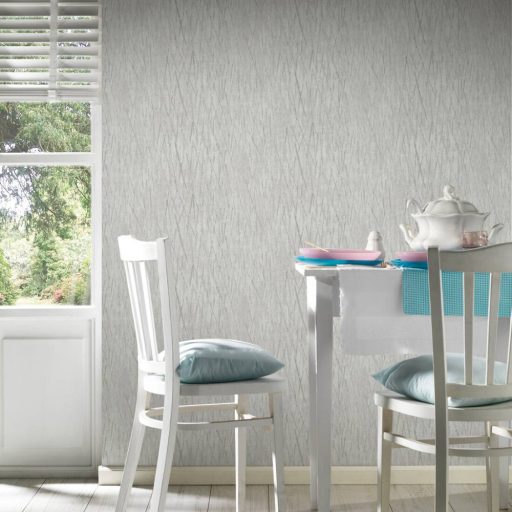 Karcolt hatású grafikai struktúrminta szürke és szürkésbarna tónus ezüst fémes hatás tapéta