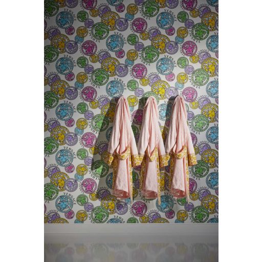 Görög mitológia és a Haute Couture találkozása! Medúza-fejes színes minta fehér és vibráló kék zöld lila rózsaszín és sárga tónus tapéta