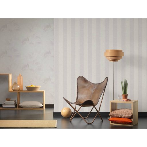 Skandináv stílusú blokkcsíkos minta textil háttéren törtfehér és szürke tónus tapéta