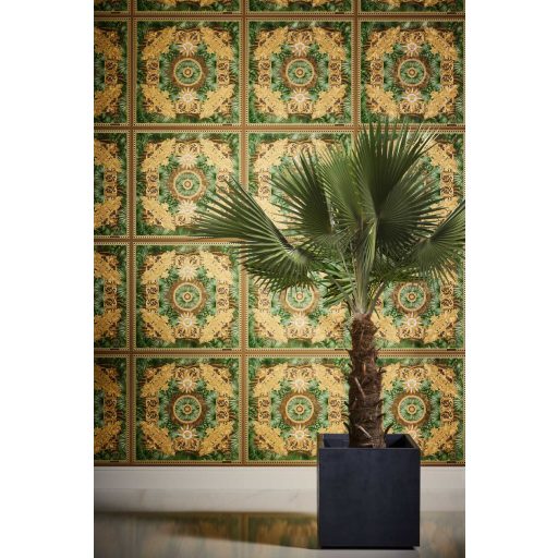 Trópusi egzotikum és a Versace luxus páratlan kombinációja barna zöld sötét bronzos-barna és arany tónus fémes ragyogás tapéta