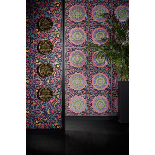 Trópusi paradicsom és egy mexikói fieszta tűzijátéka extrém virág és színorgiában fekete fuchsia narancs sárga smaragd...tónus tapéta