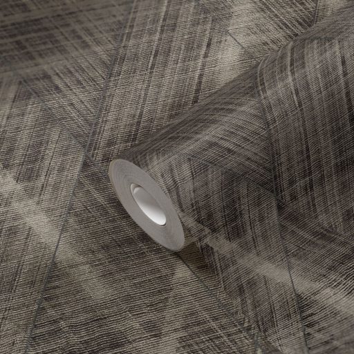 Izgalmas textúrájú nagyformátumú grafikus rombuszminta sötétszürke és antracit tónusok ezüst enyhe fény tapéta