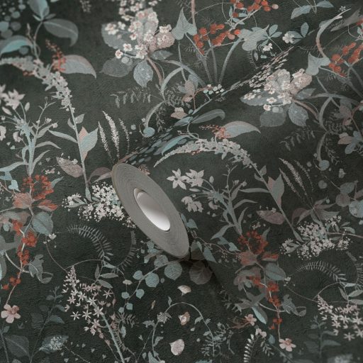 Réti vadvirágok harmonikus kompozíciója fekete zöld kék szürkésbarna és piros tónusok tapéta