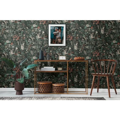 Réti vadvirágok harmonikus kompozíciója fekete zöld kék szürkésbarna és piros tónusok tapéta