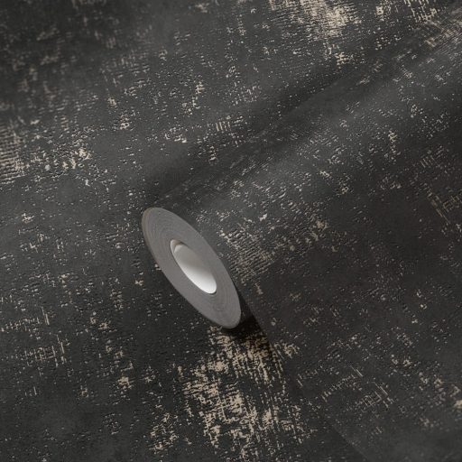 Strukturált koptatott vakolathatású minta antracit/fekete tónus arany fémes mintafény tapéta