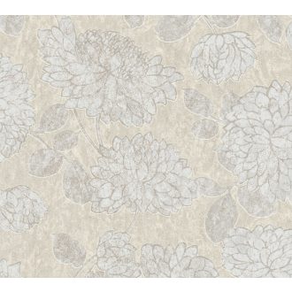   Nagy formátumú szirmok virágok és levelek mintája szürkésbézs bézs fehér és fehérezüst tónus fémes hatás tapéta