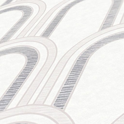 Invenciózus naprakész Art Deco díszítőminta a 30-as évek érintésével fehér szürke és fémes ezüst részletek tapéta