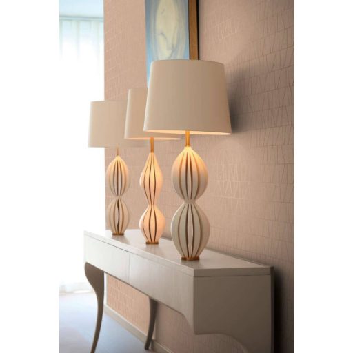 Fémes vonalakkal kialakított grafikus mozaikminta antik rózsaszín és rézszín tónus fémes hatás tapéta