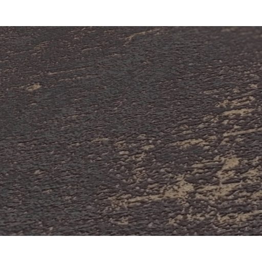 Kopott beton/vakolat hatású minta fémes kiemelésekkel sötétbarna/antracit és arany tónus fémes hatás tapéta