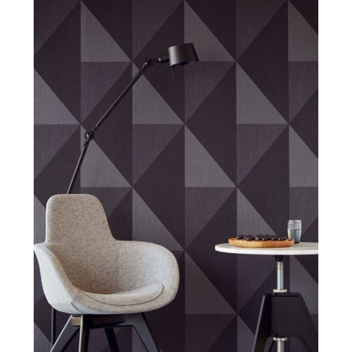 Eijffinger BOLD 395824 DIAMOND Industrial Chic túlméretes háromszögek rombuszba rendezve fekete sötétszürke arany tapéta