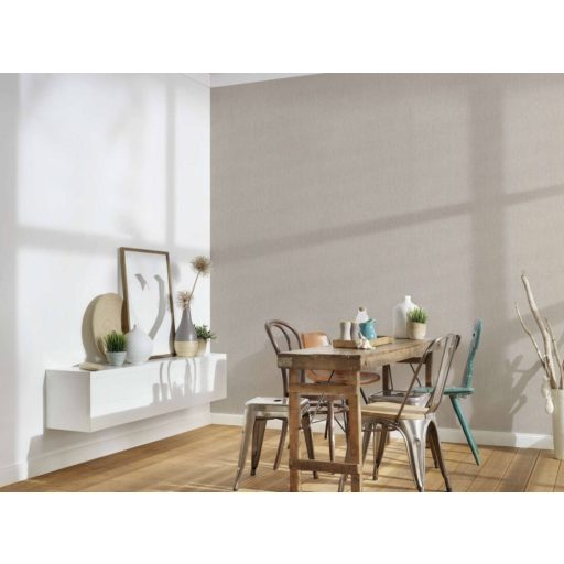 Textilhatású texturált egyszínű minta szürkésbézs/szürkésbarna tónus tapéta