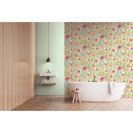 A művész virágos látomása! Vízfestéssel ábrázolt romantikus minta krémfehér sárga lila és sokszínű tónus tapéta