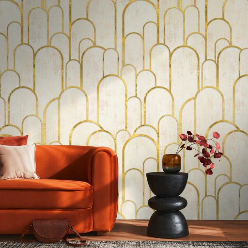 Arannyal kihúzott egymásra épülő íves formák játéka krém krémsárga és arany/aranysárga tónus falpanel