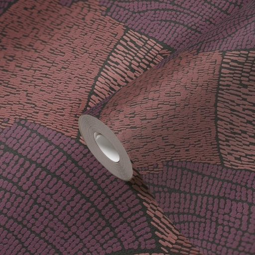 Mozgalmas ívelt formákkal kialakított grafikus minta lila vörösesbarna és fekete tónus tapéta