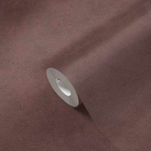 Finoman habosított strukturált egyszínű minta barnás vörös/lilásbarna tónus tapéta