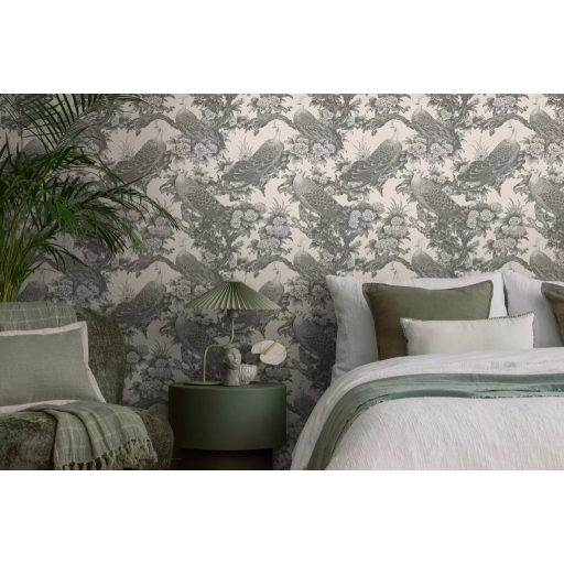 Vintage ázsiai ihletésű design pávákkal és dús virágokkal világosbézs szürke és szürkésbarna tónus tapéta