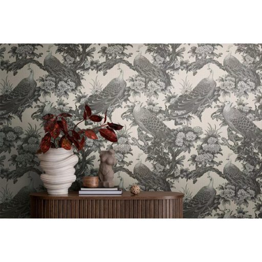 Vintage ázsiai ihletésű design pávákkal és dús virágokkal világosbézs szürke és szürkésbarna tónus tapéta