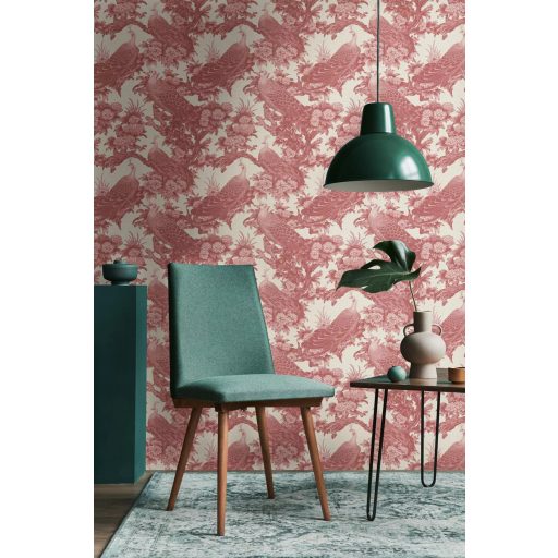 Vintage ázsiai ihletésű design pávákkal és dús virágokkal krémfehér és rózsaszínes-vörös (mályva) tónus tapéta