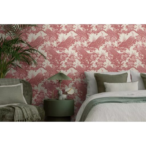 Vintage ázsiai ihletésű design pávákkal és dús virágokkal krémfehér és rózsaszínes-vörös (mályva) tónus tapéta