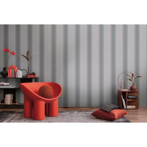 Klasszikus csíkos minta vékonyabb szegélyekkel texturált felülettel zöldesszürke bézs/szürkésbézs és szürke tapéta