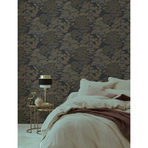 Rasch SALSA 477214 Natur Botanikus elvarázsolt erdő öreg fák "gyapjas" lombkorona éjkék matt és fényes arany égszínkék tapéta