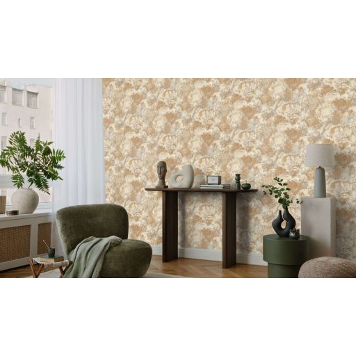 Organikus ritmusú természetes márványerezet és kopott freskó keresztezése meleg okker homokos-arany  krémfehér és ezüstszürke tapéta