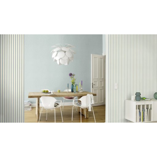 Finoman csillogó egyszínű melírozott pasztellkék/szürkéskék tapéta