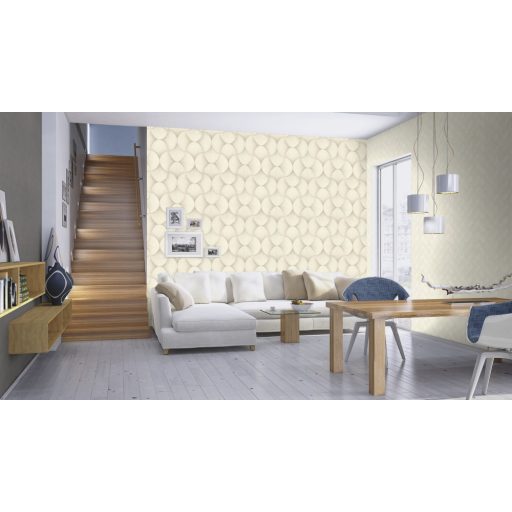 Kirakósra emlékeztető kombinálódó grafikus formák mintája krémfehér és krém tónus fémes hatás tapéta