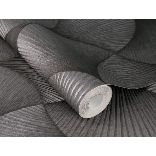 Legyezőre hasonlító grafikus elemek lendületes 3D mintája antracit/sötétszürke és ezüstszürke tónus fémes hatás tapéta