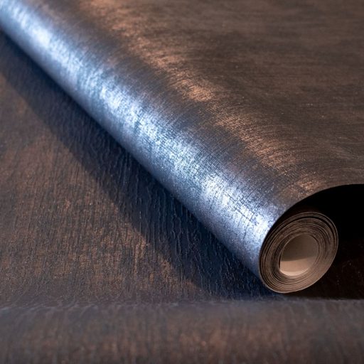 Kézzelfogható és vizuális élmény! Dombornyomott minta speciális csillogó hatással óceánkék lila és roségold/bronz tónus tapéta