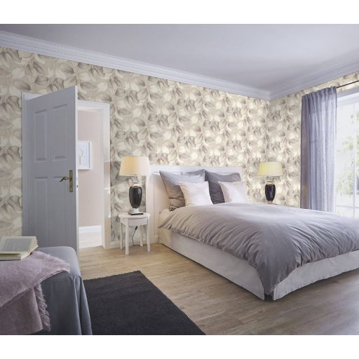 Plasztikus szinte élő és lélegző térbeli levél design lágy bézs irizáló szürke és szürkésbézs tónus selymes gyöngyházfény tapéta