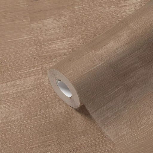 Selyemszálak szövésére emlékeztető vízszintes vonalazású texturált minta bézs és barna tónus finom fény tapéta