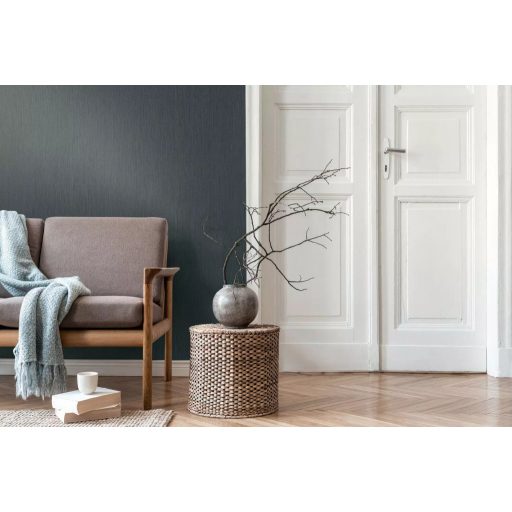 Elegáns függőleges irányban texturált selyemhatású egyszínű minta zöld/sötétzöld/petrolzöld tónus tapéta