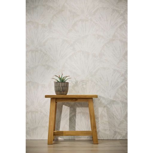 Drámai mégis meditatív art deco ihletésű legyező motívum fehér krém szürke és ezüstszürke tónus fémes hatás tapéta