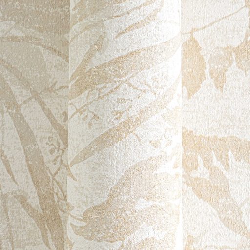 Elbűvölő és romantikus botanikus kert lenyomata fehér krém pasztell bézs és bézsarany tónus fémes hatás tapéta