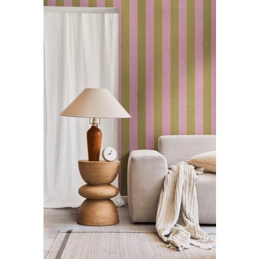 Elegáns és merész csíkos minta modern strukturált háttéren aranyló olívzöld és lágy rózsaszín tónus tapéta