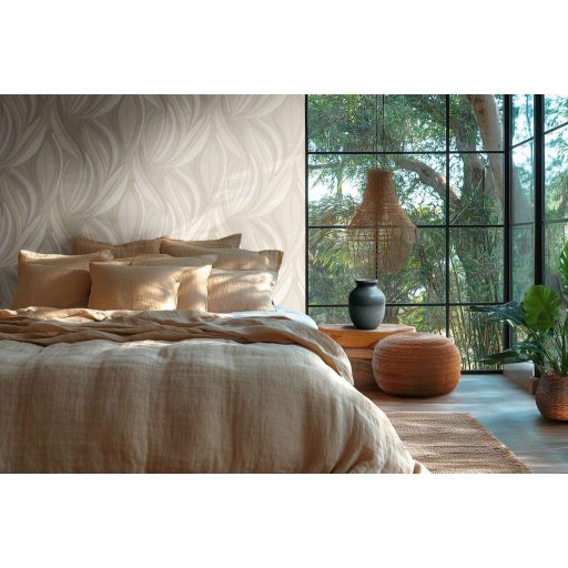 Kortárs organikus design - Absztrakt levélminta bézs ecru és homokszín tónus fémes hatás tapéta