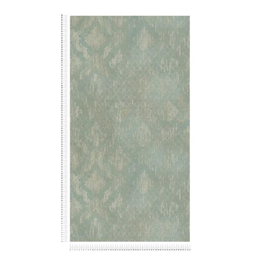 Koptatott vintage hatású klasszikus barokk minta modern átiratban menta pasztellzöld és krémfehér tónus fémes hatás tapéta