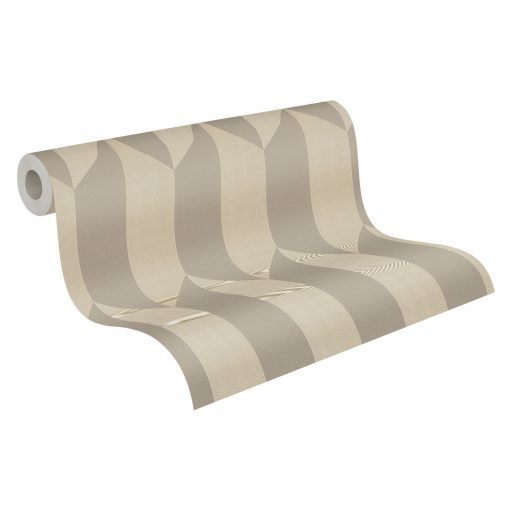 Geometrikus chevron minta kecses függőleges 3D vonulata meleg homokbézs és pezsgőarany tónus finom mintafény tapéta