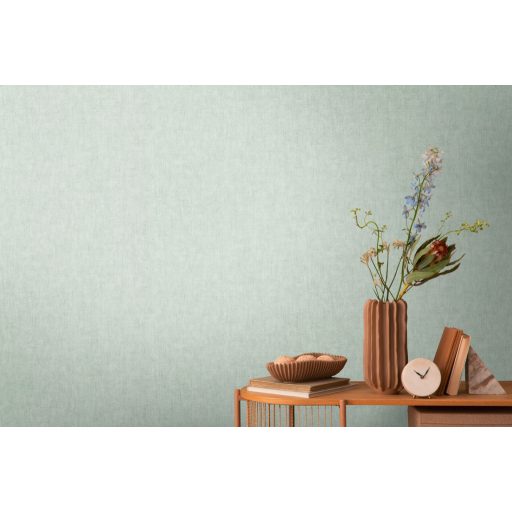 Keresztbe futó (ecset) vonásokkal kialakított lenvászon minta üde mentazöld tónus tapéta