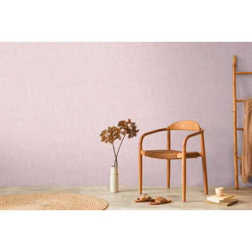 Keresztbe futó (ecset) vonásokkal kialakított lenvászon minta lágy rózsaszín és egy csipetnyi lia tónus tapéta